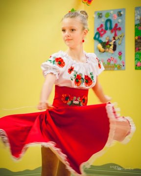 folk dance 2017